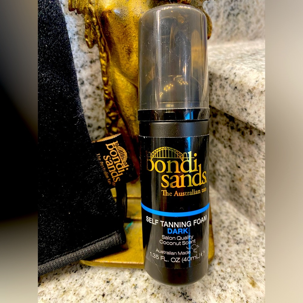 New! Bondi Sands Self Tanning Foam Dark travel size plus mitt!